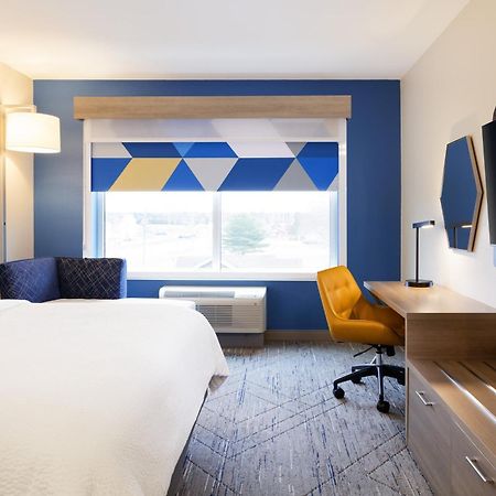 Holiday Inn Express & Suites Gonzales By Ihg Exteriör bild