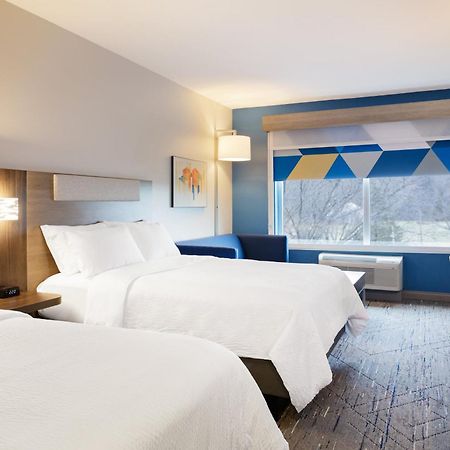 Holiday Inn Express & Suites Gonzales By Ihg Exteriör bild