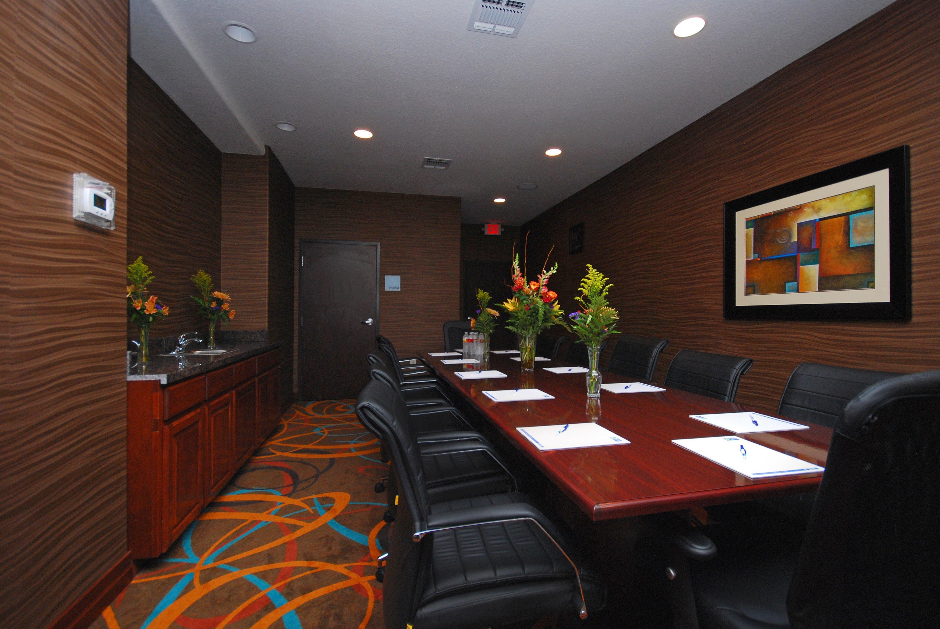 Holiday Inn Express & Suites Gonzales By Ihg Exteriör bild